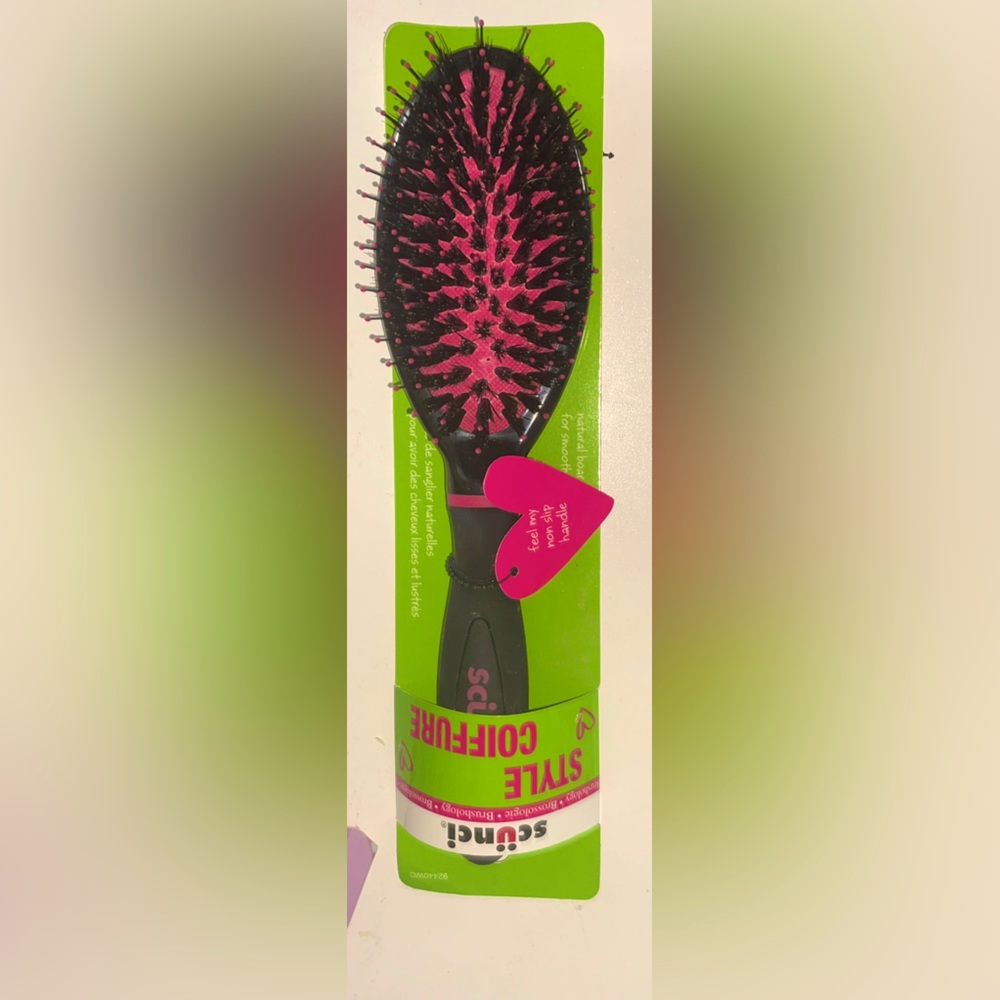 SCUNCI HAIR BRUSH 💕3 FOR $15💕